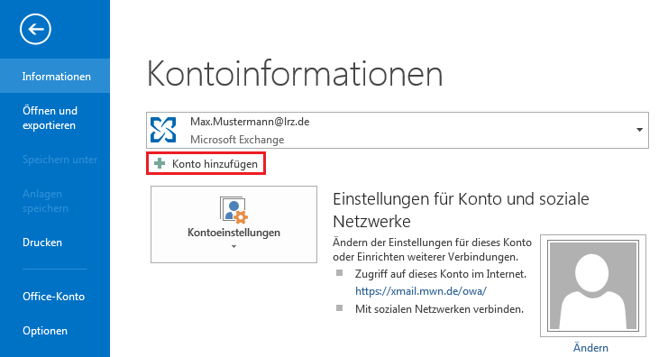 Fensterausschnitt. Linke Spalte Pfeil nach links im Kreis für zurück. Ausgewählt Informationen. Weitere Punkte. Rechts das Hauptfeld. Große Schrift, Kontoinformationen. Auswahlfeld X-artiges Symbol, dass an 2 gekreuzte Büroklammern erinnert, 2-zeilige Beschriftung, Max.Mustermann At lrz.de, Microsoft Exchange. Darunter markiert, Pluszeichen, Konto hinzufügen. Danach noch die Kontoeinstellungen.